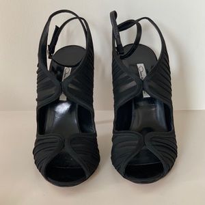 NWT - OSCAR DE LA RENTA SANDALS
